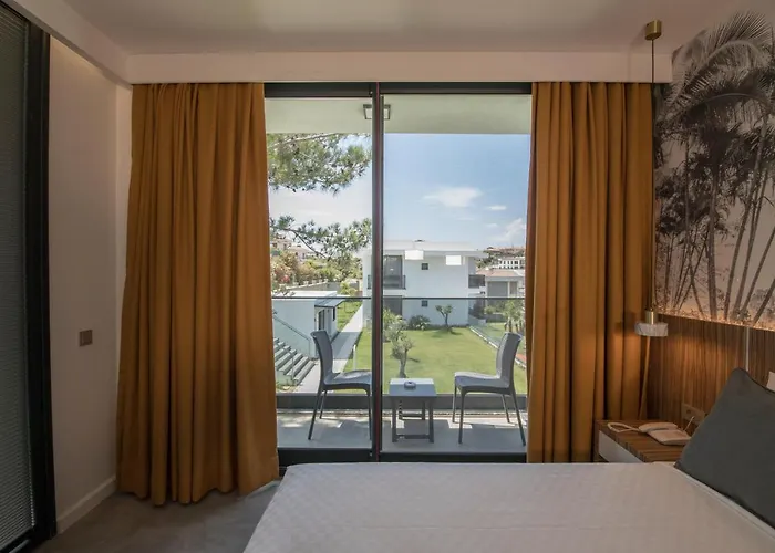 Otel Selluka Çeşme